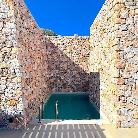 Kora Villa *